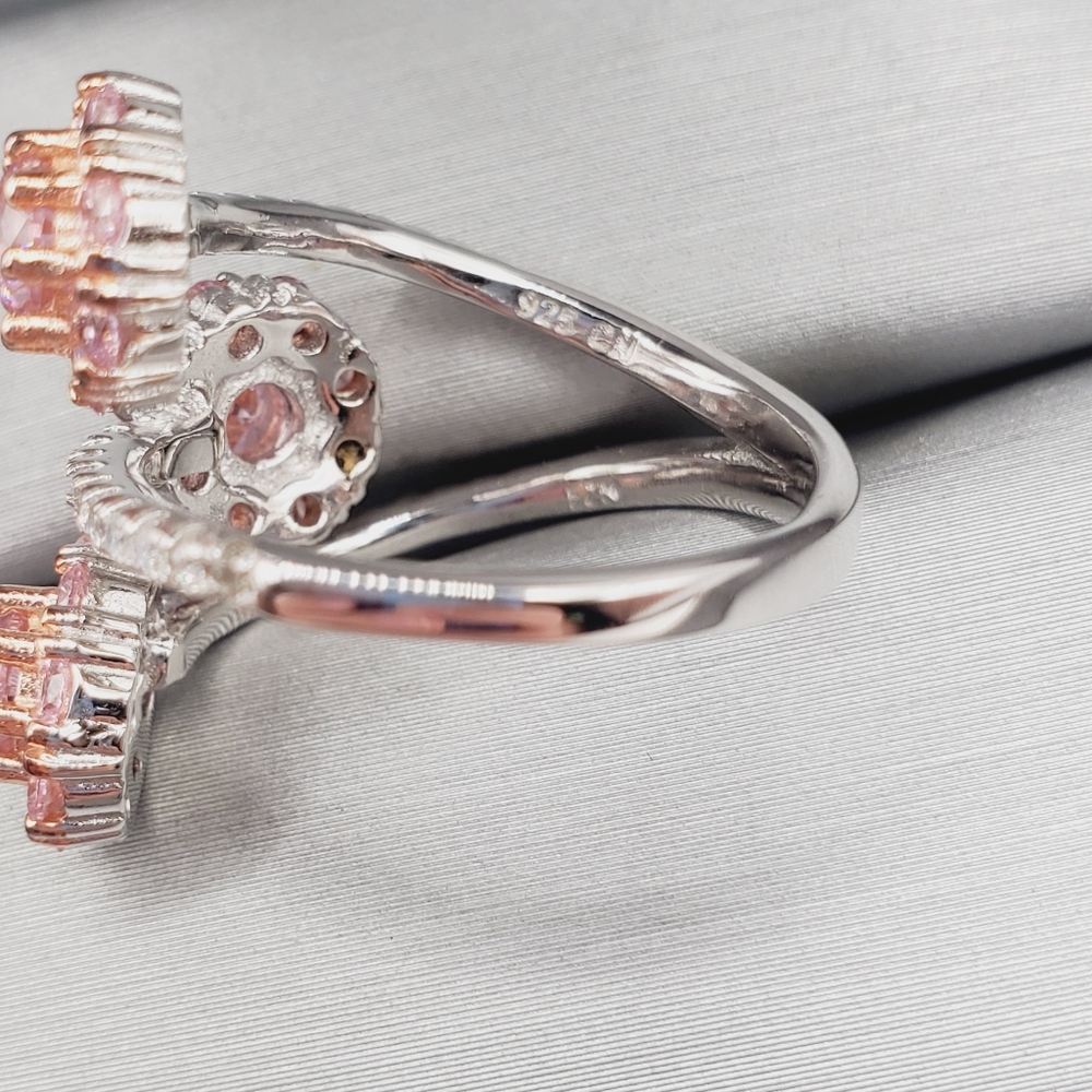 Pink Ice Triple Flower Ring - Picture 4 of 10